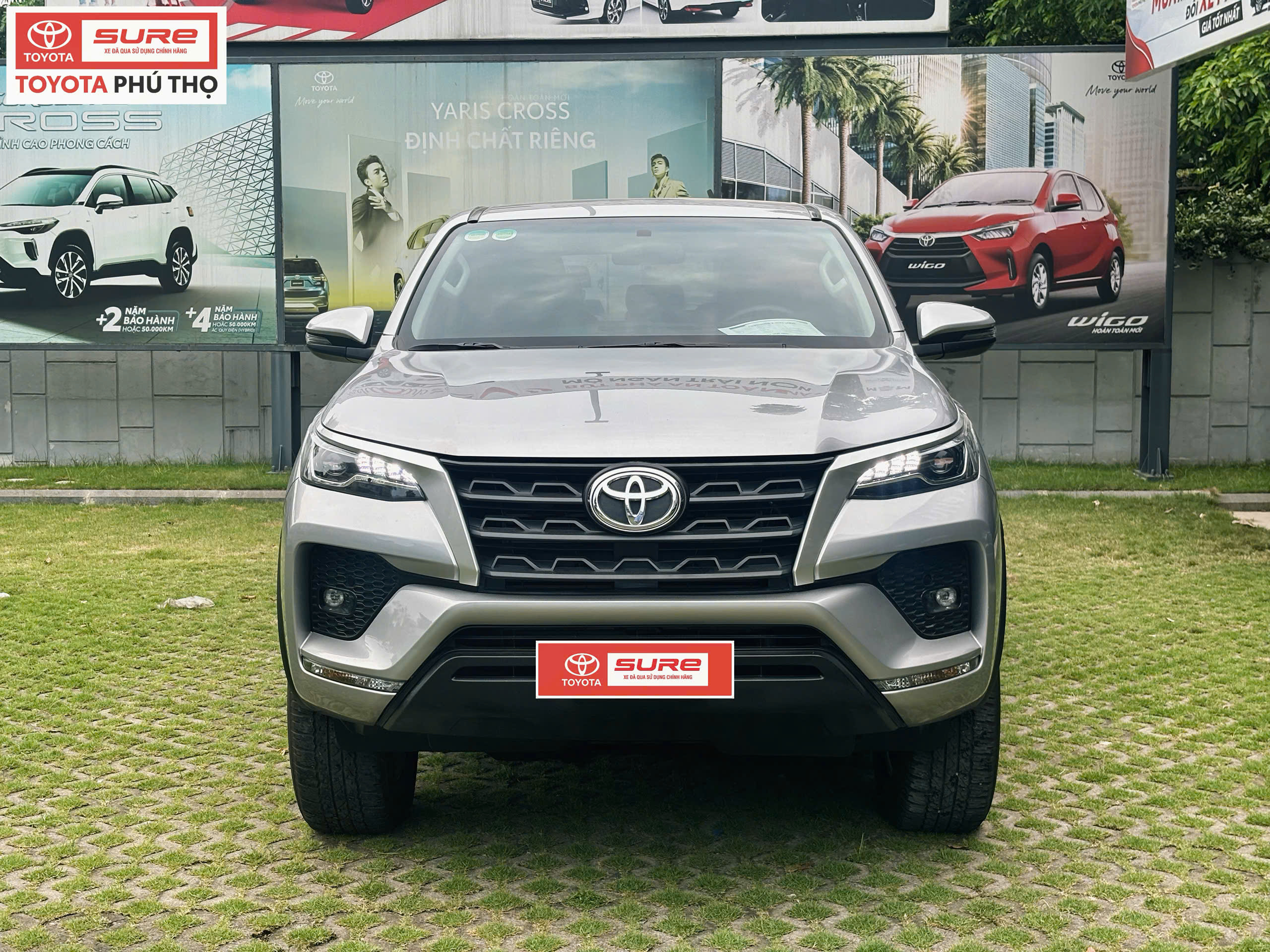 TOYOTA FORTUNER 2.4G MT - 2023