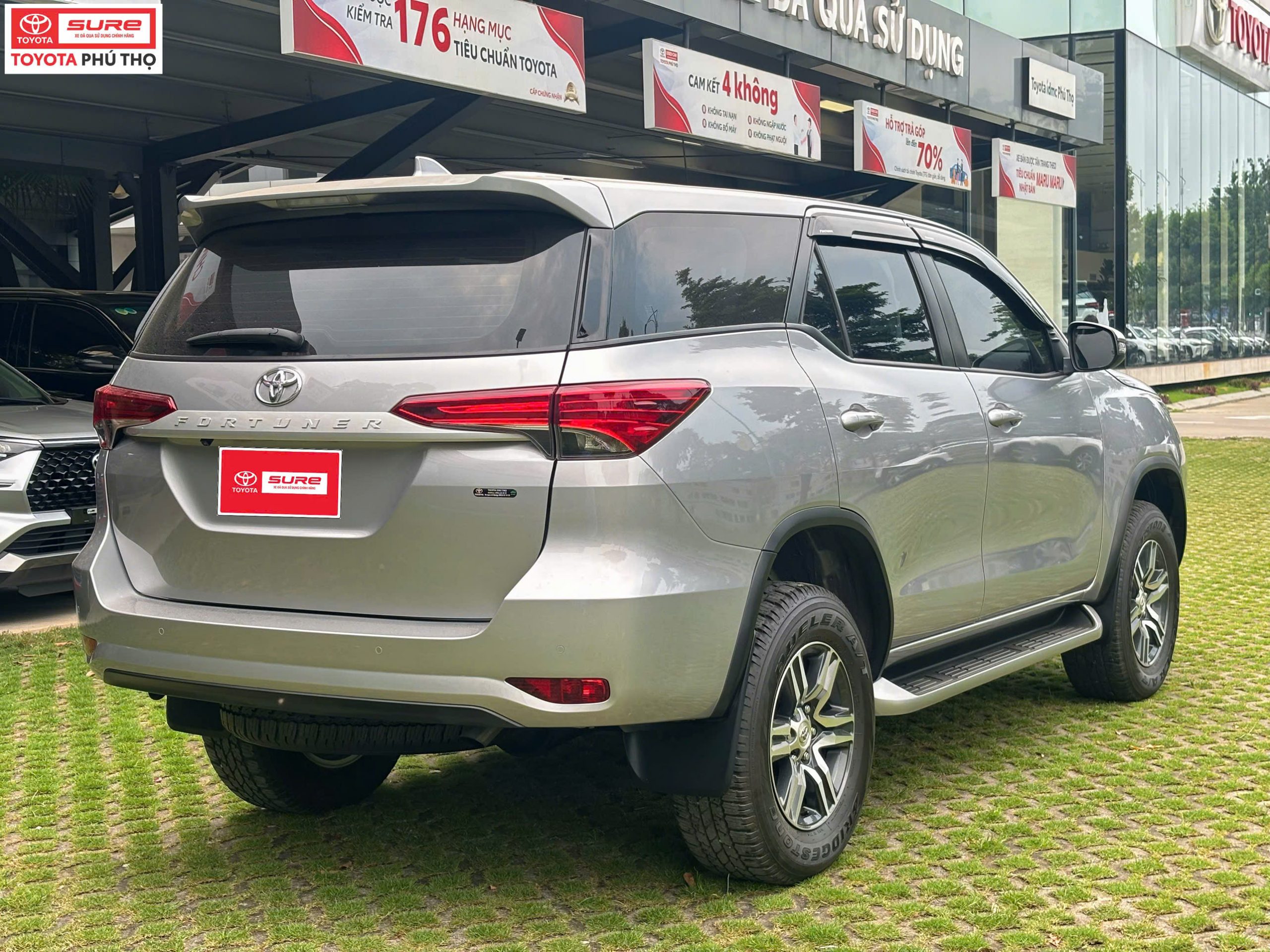 TOYOTA FORTUNER 2.4G MT - 2023