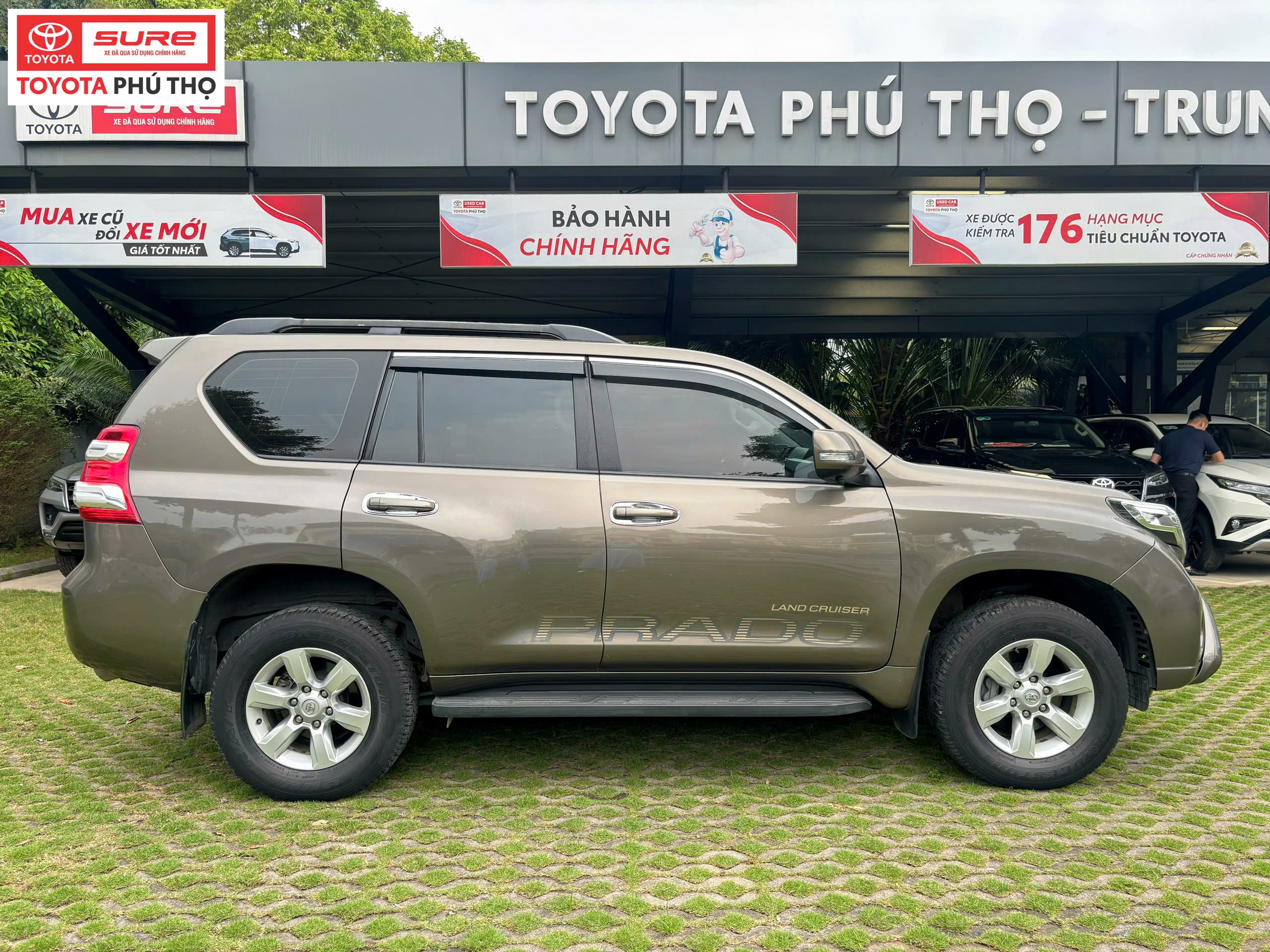 TOYOTA LAND CRUISER PRADO TXL - 2014