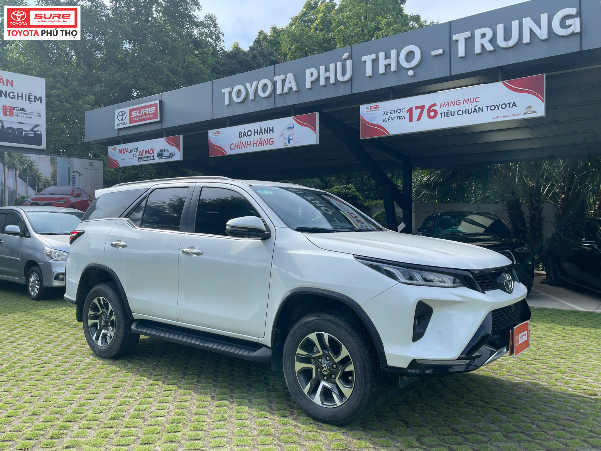 TOYOTA FORTUNER LEGENDER 2.4AT 4x2 - 2022