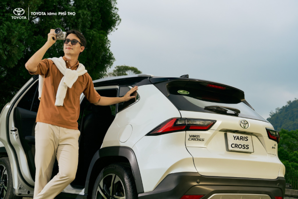 Diem den ly tuong trong chuyen hanh trinh bo pho ve rung cung Yaris Cross Hybrid.