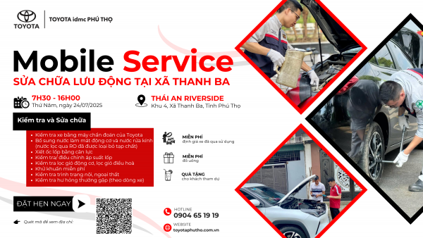 Kỹ thuật viên Toyota Phú Thọ trong sự kiện sửa chữa lưu động Toyota tại Phú Thọ