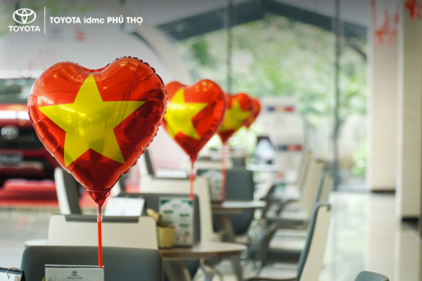 Showroom Toyota Phú Thọ Mừng 80 Năm Quốc Khánh 2/9 với sắc đỏ thắm