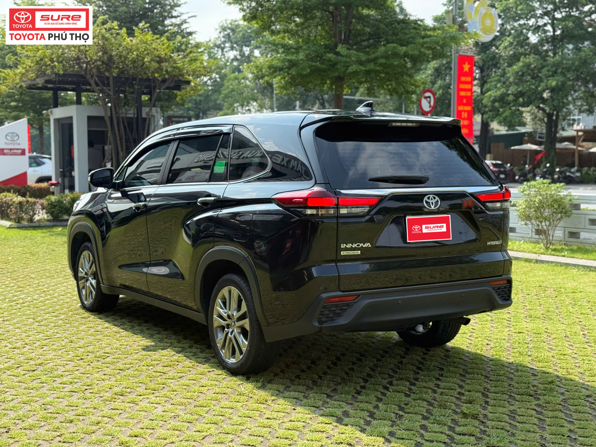 TOYOTA INNOVA CROSS 2.0 HEV - 2024