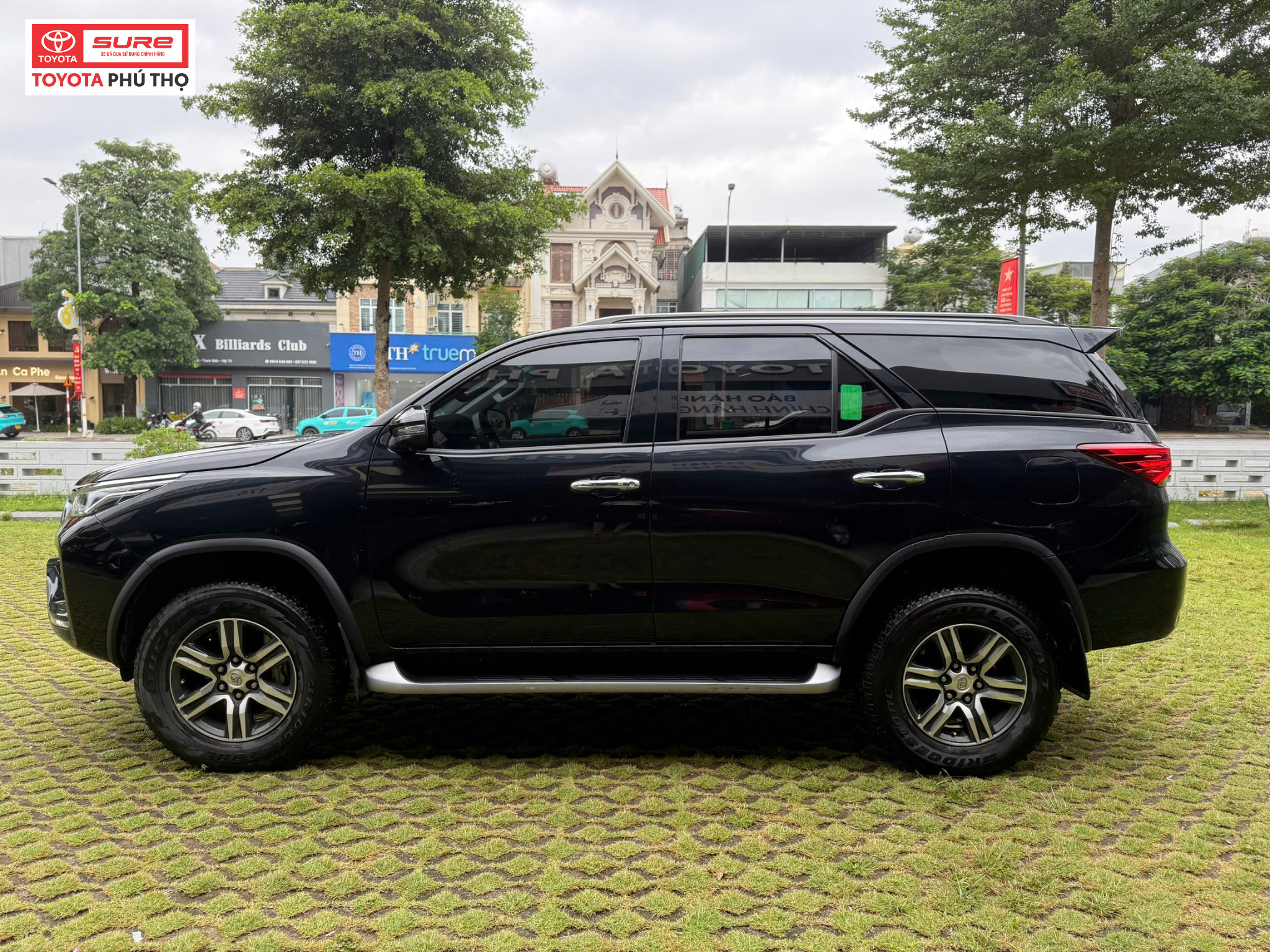 TOYOTA FORTUNER 2.4AT 4X2 - 2022