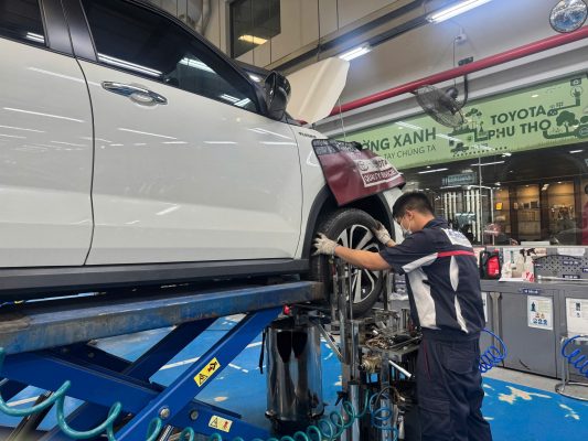 Bảo dưỡng xe sau kỳ nghỉ lễ giúp xe vận hành bền bỉ và an toàn tại Toyota Sure Phú Thọ