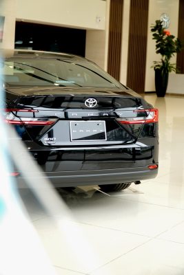 🌿 Toyota Camry tại Toyota Phú Thọ – Khi những chuyến đi cuối năm mang nhiều ý nghĩa hơn 2 Ngoại thất sang trọng của Toyota Camry tại Toyota Phú Thọ