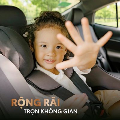 TOYOTA VIOS – "VÙNG AN TÂM" CHO MỌI HÀNH TRÌNH CỦA GIA ĐÌNH 2 Toyota Vios vận hành trên đường phố với thiết kế hiện đại, không gian rộng rãi và khả năng di chuyển linh hoạt.